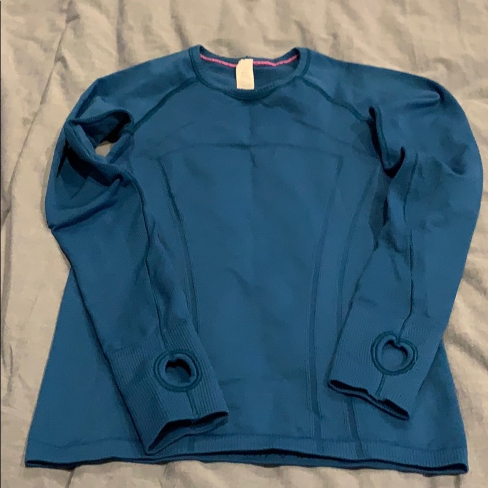 Ivivva fly tech long sleeve shirt size 10